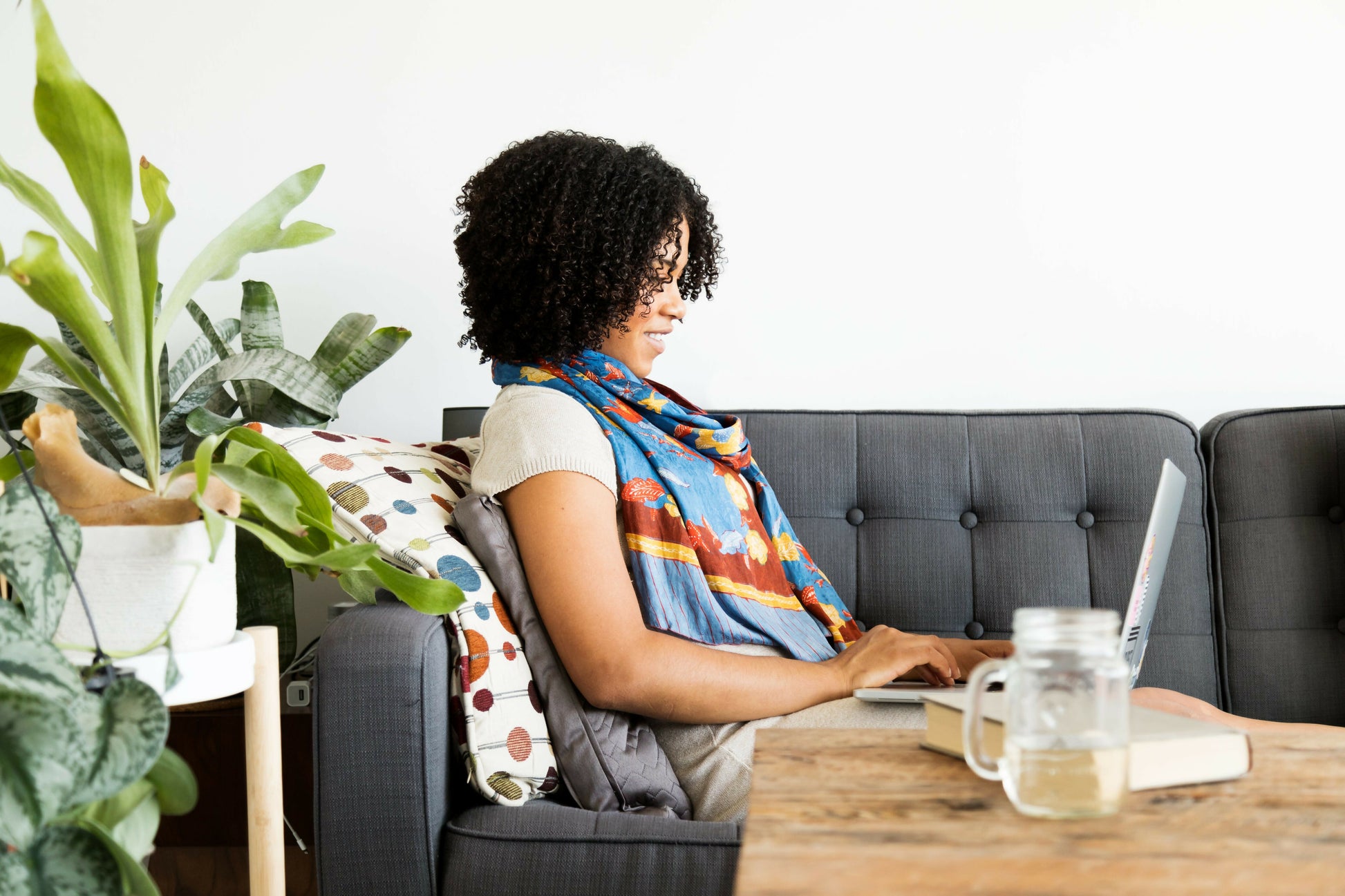 woman-works-on-computer-at-home